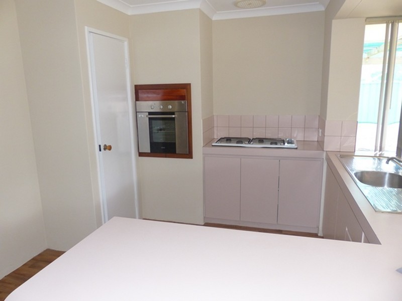 16 Roger Street, Midland WA 6056