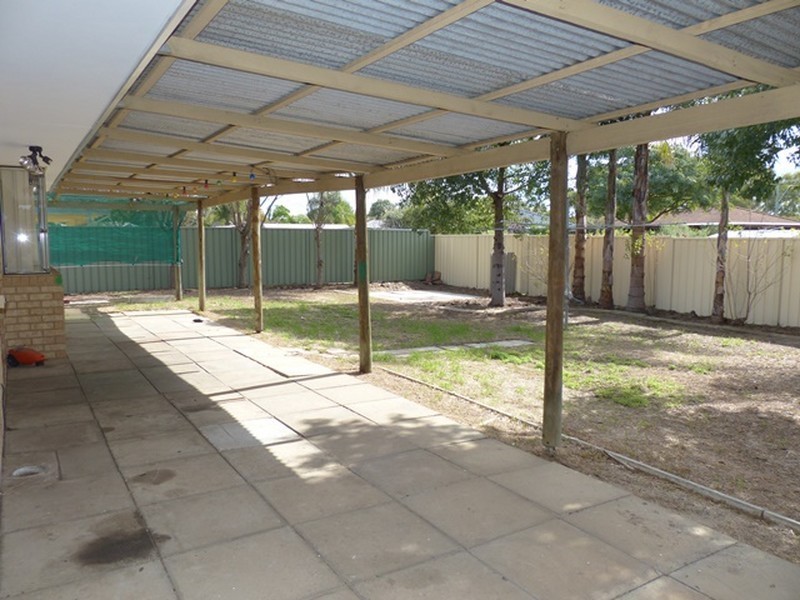 16 Roger Street, Midland WA 6056