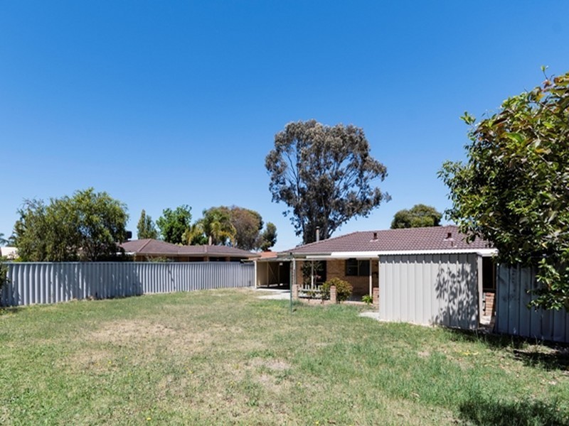 18 Opperman Place, Middle Swan WA 6056