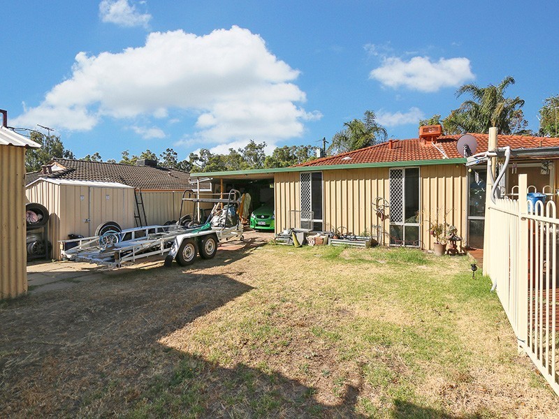 11 Meelah Way, Koongamia WA 6056