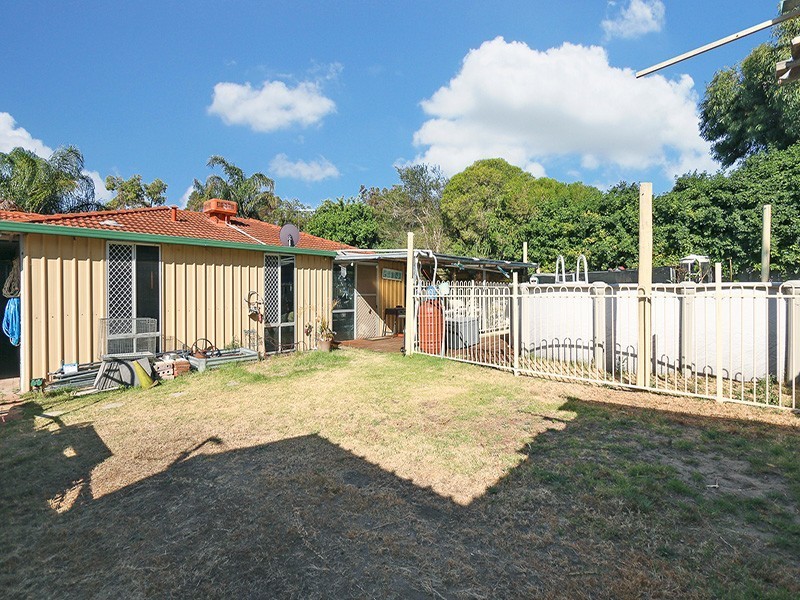 11 Meelah Way, Koongamia WA 6056