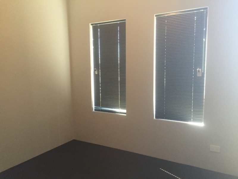 219 Suffolk Street, Caversham WA 6055