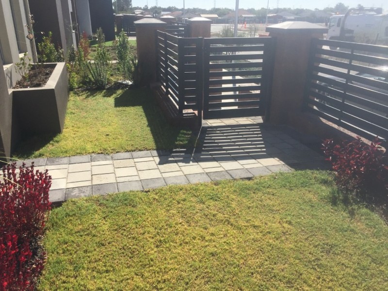 219 Suffolk Street, Caversham WA 6055