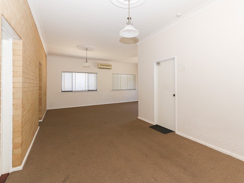 14 Dudley St, Midland WA 6056