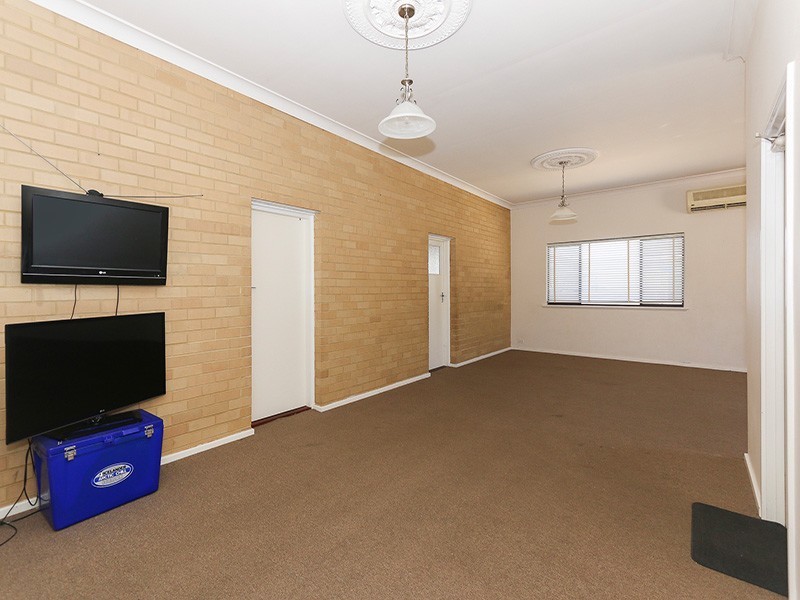 14 Dudley St, Midland WA 6056