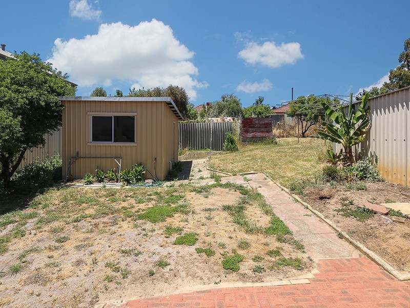 14 Dudley St, Midland WA 6056