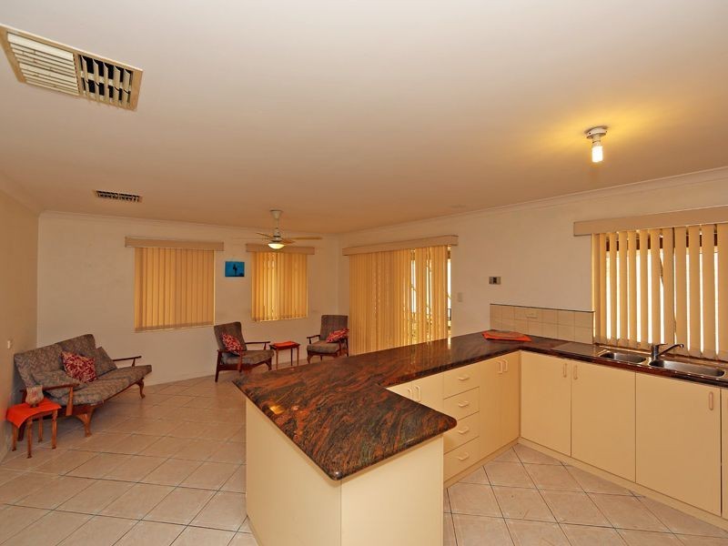 5 Yanderra Court, Stratton WA 6056