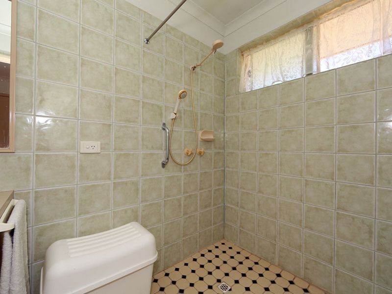 5 Yanderra Court, Stratton WA 6056