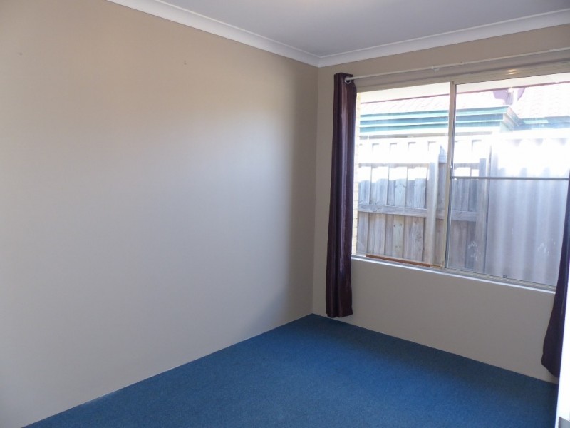 6 Yeates Lane, Stratton WA 6056