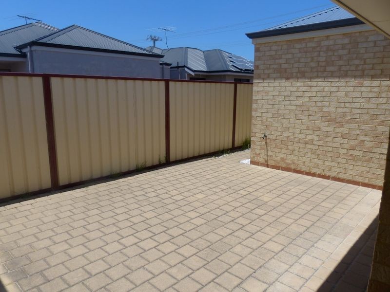 Unit 2/40B Hooley Road, Midland WA 6056