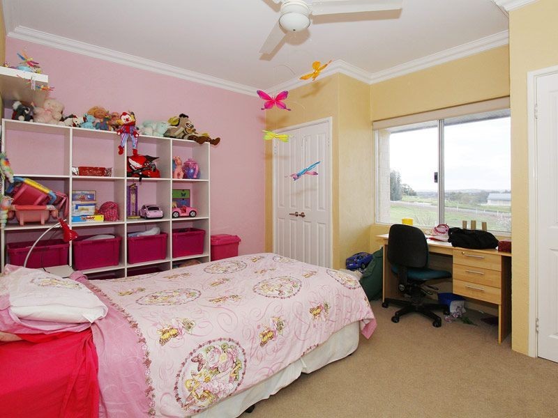 37 Auger Place, Bullsbrook WA 6084