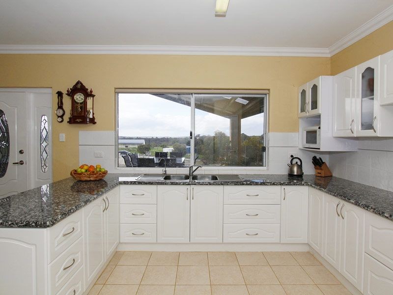 37 Auger Place, Bullsbrook WA 6084