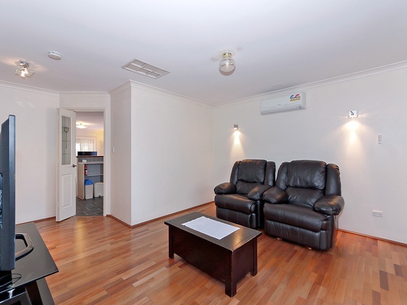 33 Burton Rtt, Stratton WA 6056