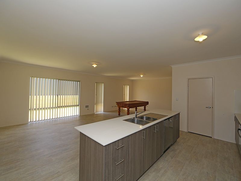 47 Augustus Drive, Jane Brook WA 6056