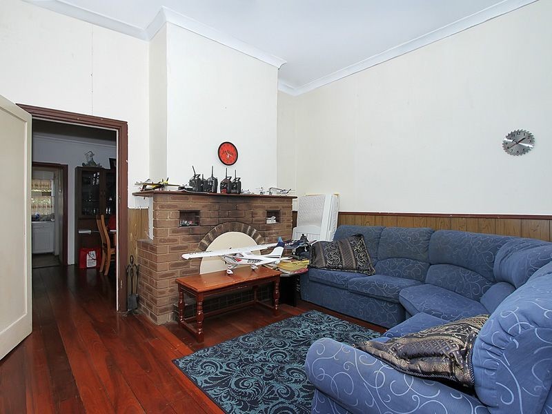 24 Beenyup Road, Darling Downs WA 6122