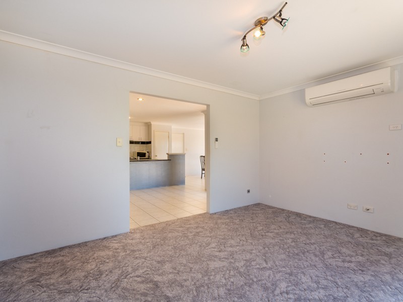 64 Bennett Street, Caversham WA 6055