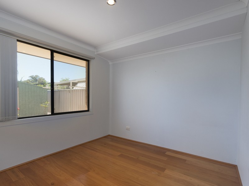 64 Bennett Street, Caversham WA 6055