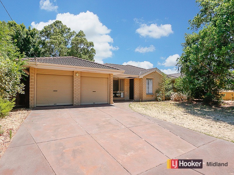 32 Christowe Drive, Swan View WA 6056