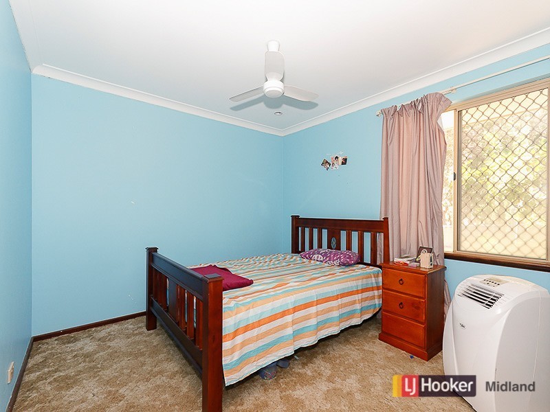 32 Christowe Drive, Swan View WA 6056