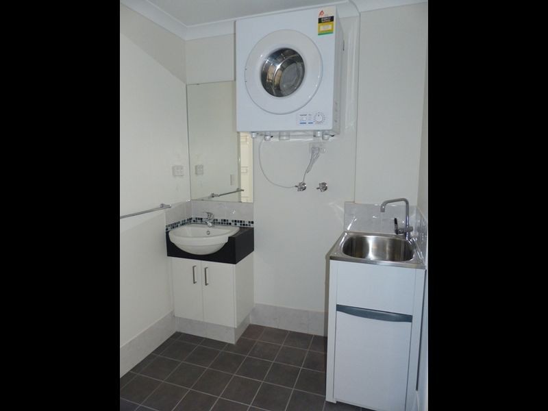 Unit 10/13 Spring Avenue, Midland WA 6056