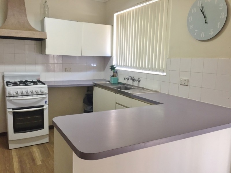 35 Dagmar Way, Swan View WA 6056