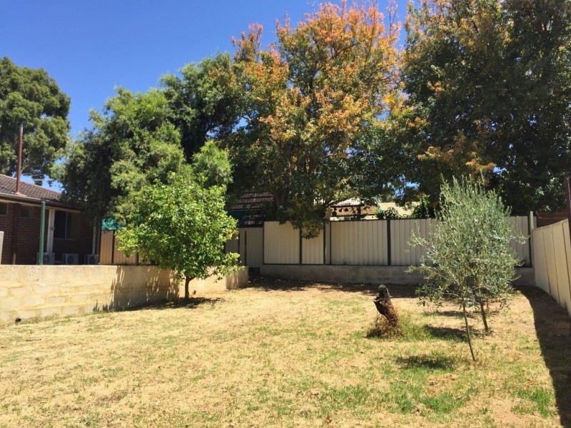 35 Dagmar Way, Swan View WA 6056