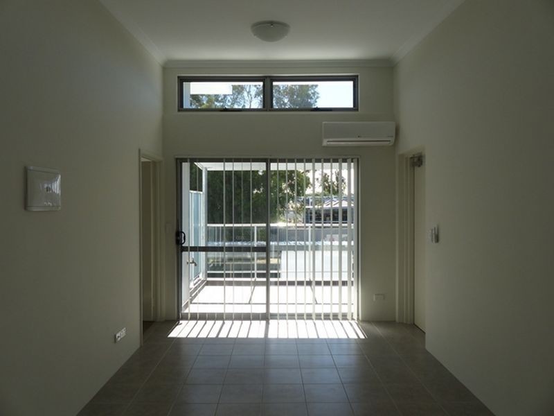 Unit 16/13 Spring Avenue, Midland WA 6056