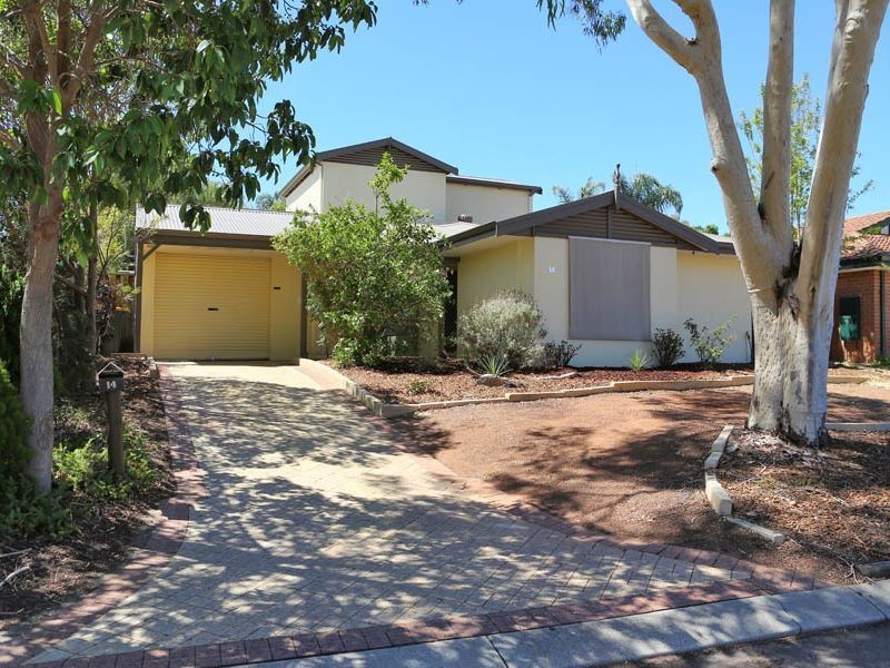 14 Edwards Entrance, Stratton WA 6056
