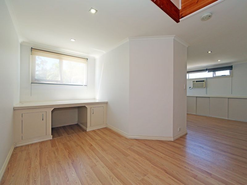 14 Edwards Entrance, Stratton WA 6056