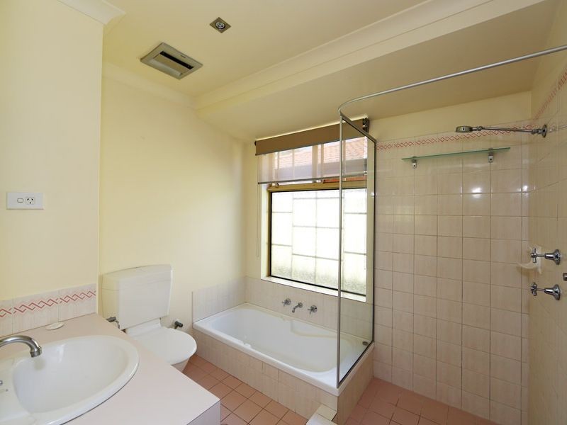 14 Edwards Entrance, Stratton WA 6056