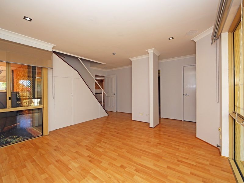 14 Edwards Entrance, Stratton WA 6056