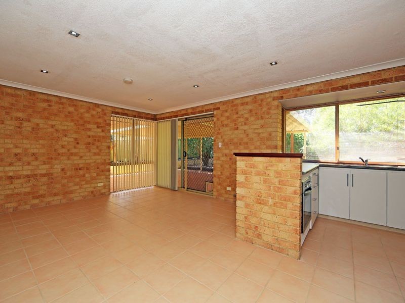 14 Edwards Entrance, Stratton WA 6056