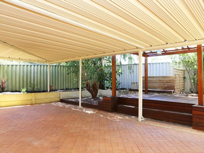 14 Edwards Entrance, Stratton WA 6056