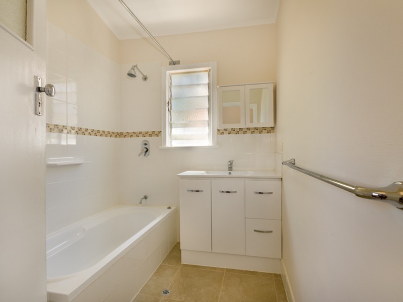 58 Dudley Street, Midland WA 6056