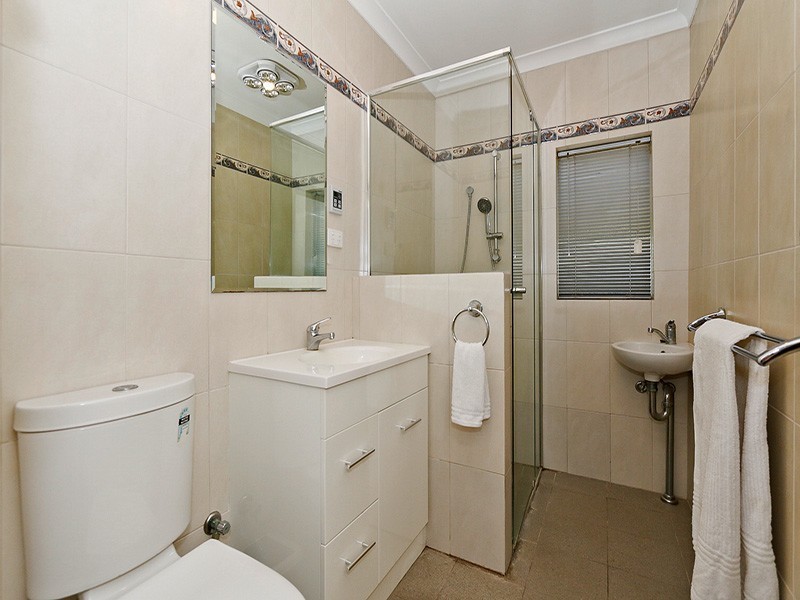 34 Iolanthe Street, Bassendean WA 6054