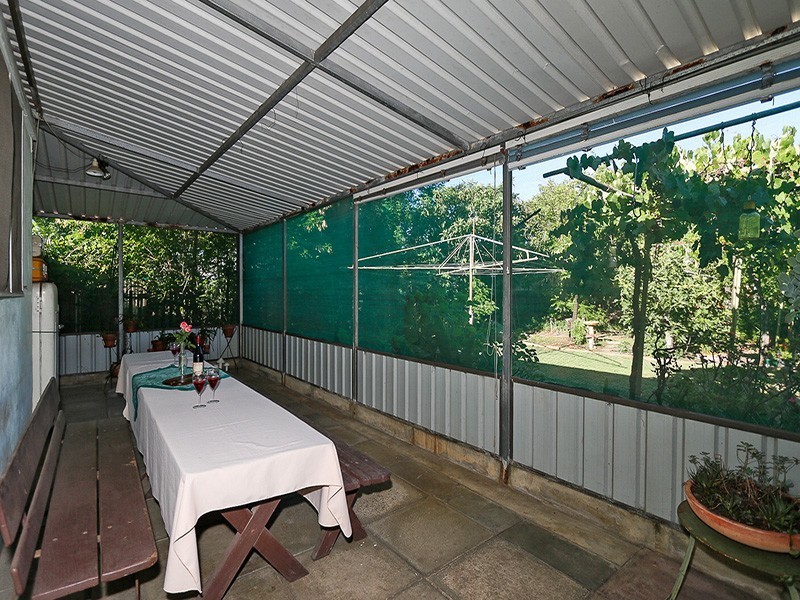 34 Iolanthe Street, Bassendean WA 6054