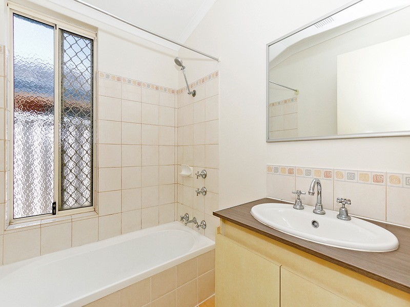 19 John St, Midland WA 6056