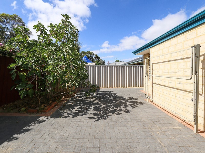 19 John St, Midland WA 6056