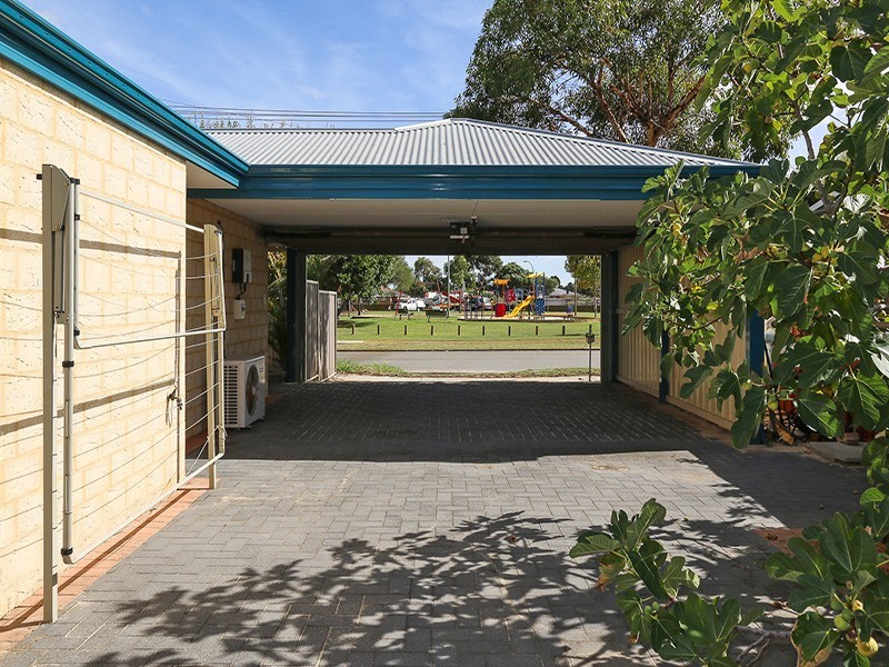 19 John St, Midland WA 6056
