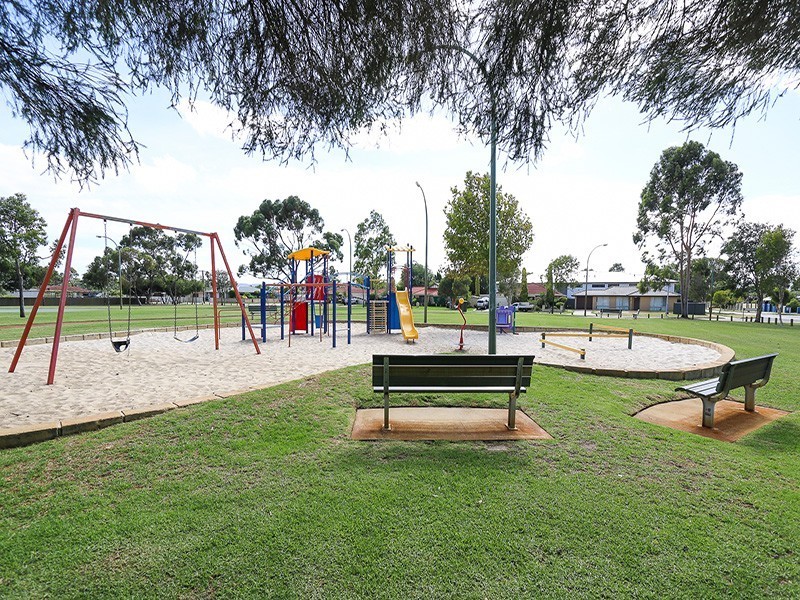 19 John St, Midland WA 6056