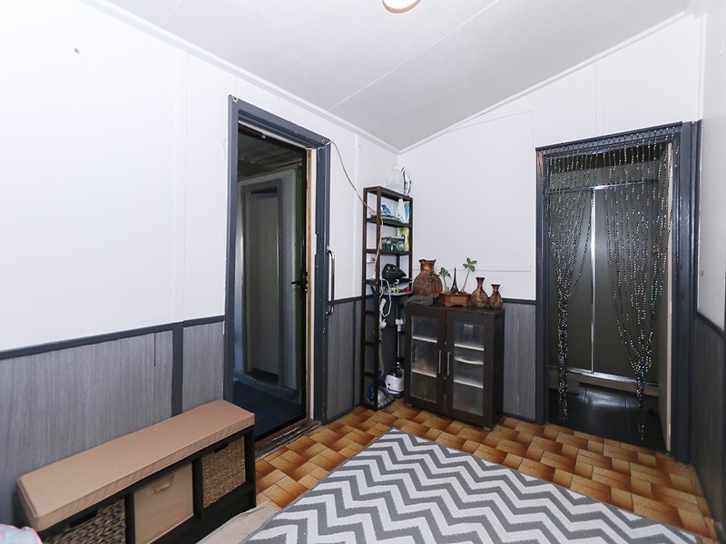 14 Victoria Parade, Midvale WA 6056