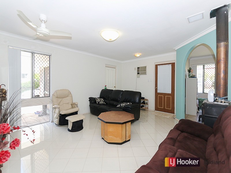 25 Salisbury Road, Midvale WA 6056