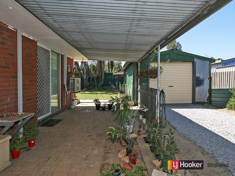 25 Salisbury Road, Midvale WA 6056