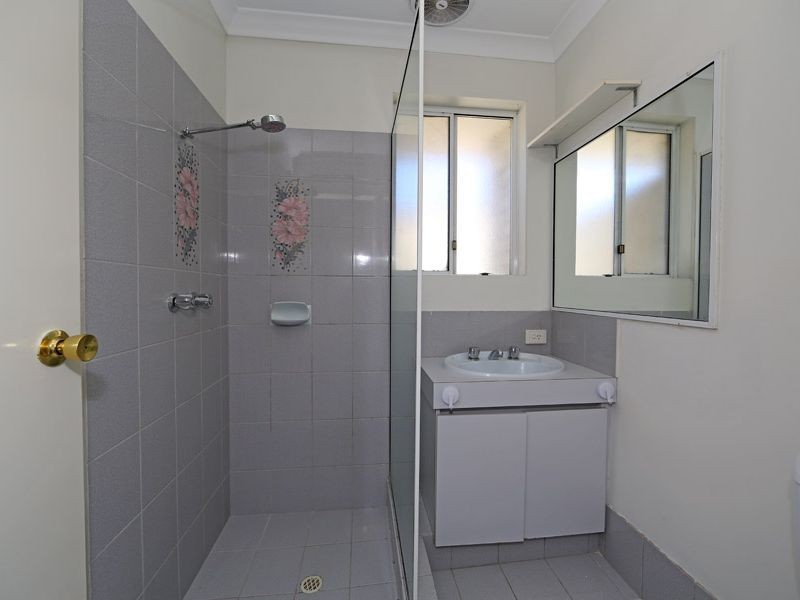 10 Greenfields Circle, Hocking WA 6065