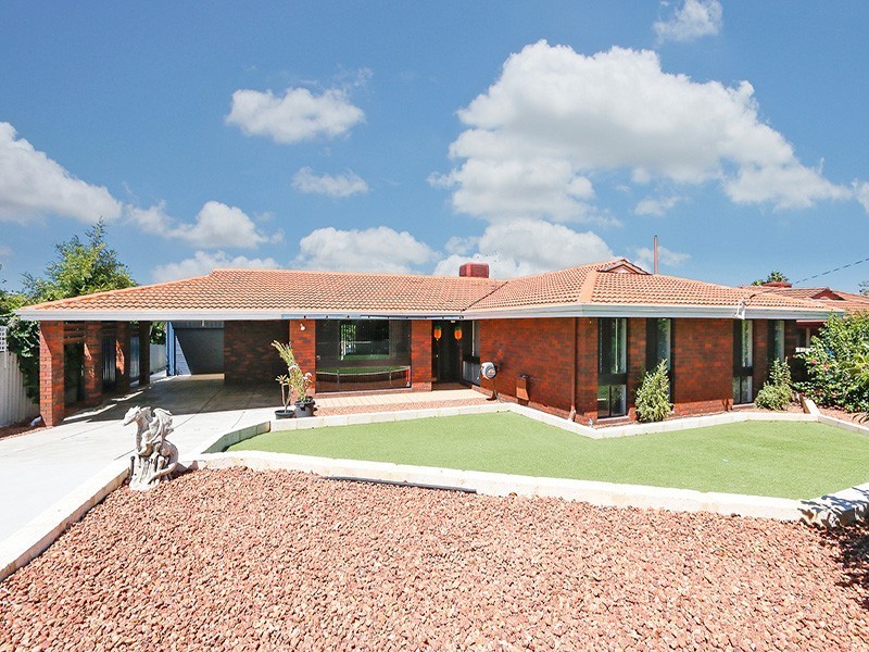 20 Abbott Way, Swan View WA 6056