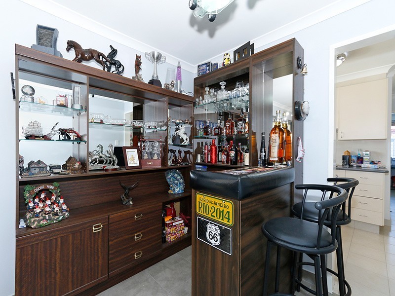 20 Abbott Way, Swan View WA 6056