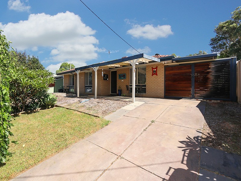 9 Maguire Road, Helena Valley WA 6056