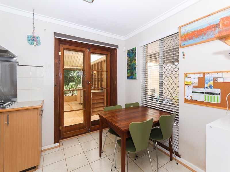 9 Maguire Road, Helena Valley WA 6056