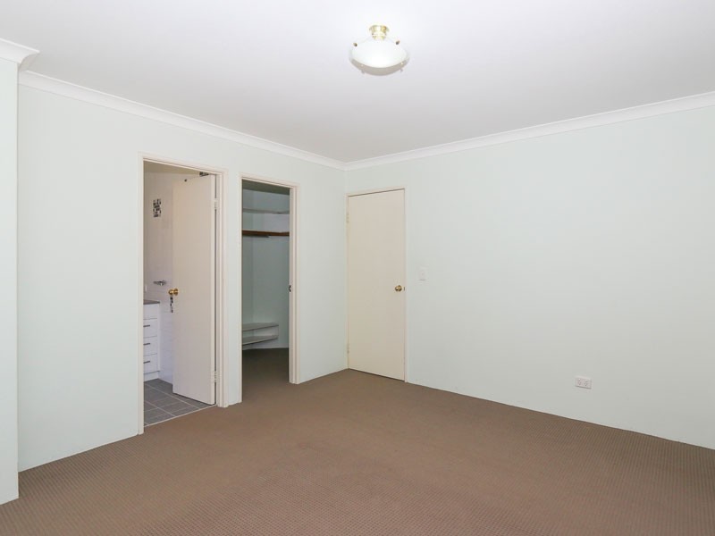 101 Brooklands Drive, Henley Brook WA 6055