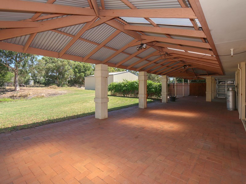 101 Brooklands Drive, Henley Brook WA 6055